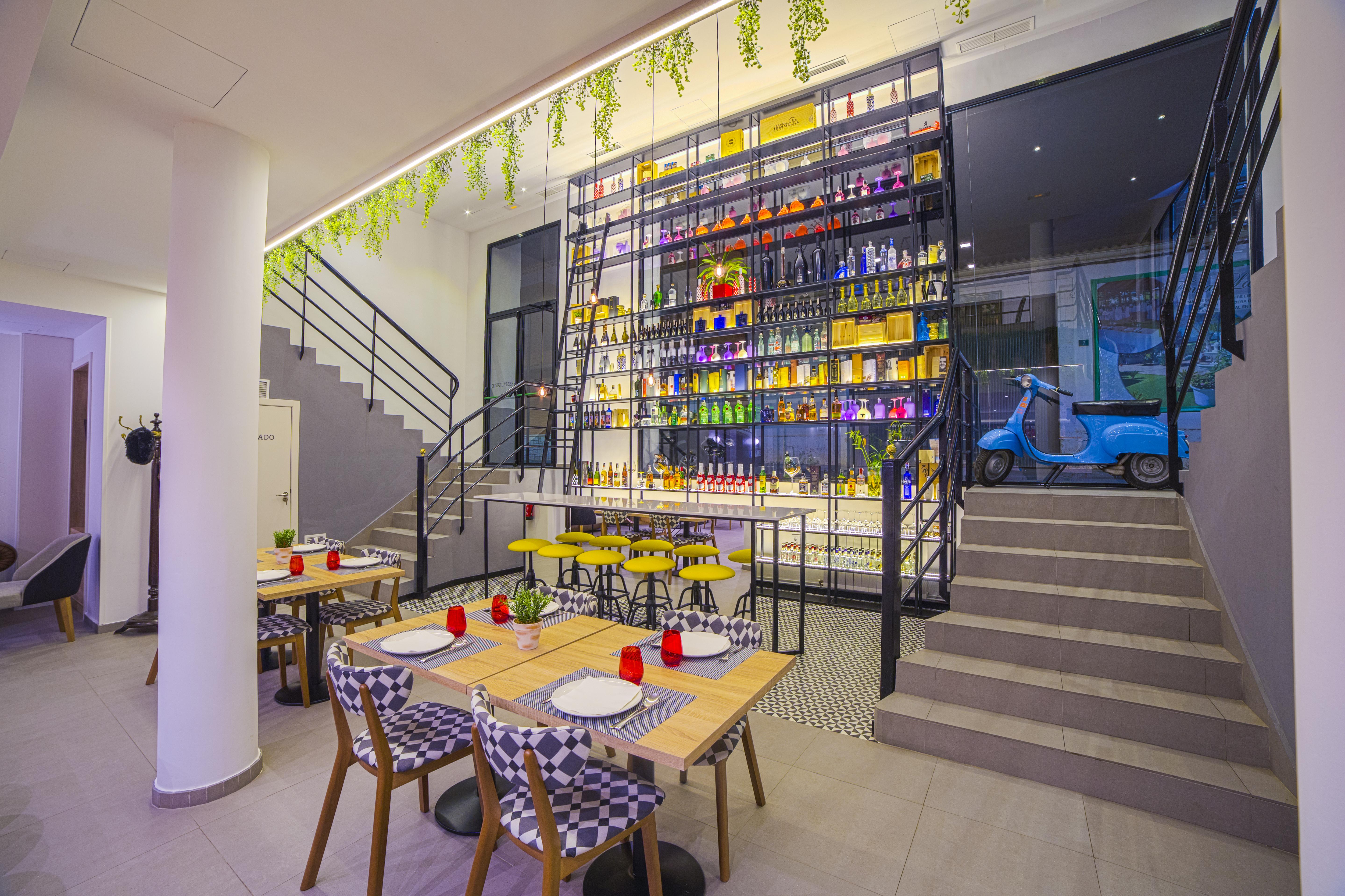 Hospedium Hotel Canitas Maite Gastronomico Casas-Ibanez Exterior photo